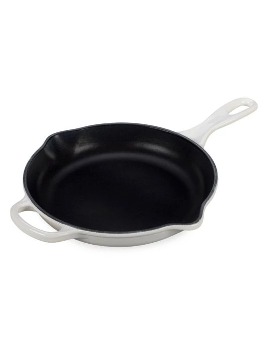 Le Creuset Signature Iron Handle Skillet/9" Flame 7 Le Creuset Signature Iron Handle Skillet/9" Flame - Image 7