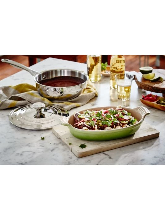 Le Creuset 1-Quart Heritage Stoneware Oval Au Gratin Dish Marseille 4 Le Creuset 1-Quart Heritage Stoneware Oval Au Gratin Dish Marseille - Image 4