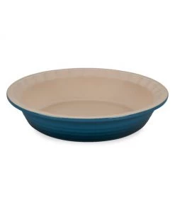 Le Creuset Stoneware Pie Dish