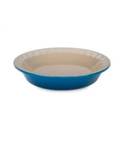 Le Creuset Heritage Pie Dish Oyster -Le Creuset And Meira T Sales unnamed file 33