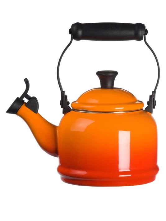 Le Creuset 1.25-Quart Demi Kettle Caribbean 5 Le Creuset 1.25-Quart Demi Kettle Caribbean - Image 5