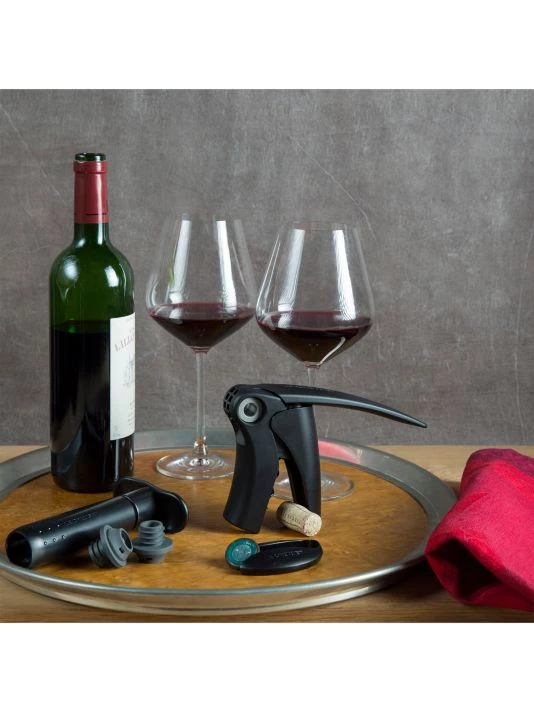Le Creuset Wine Tools 5-Piece Gift Set 2 Le Creuset Wine Tools 5-Piece Gift Set - Image 2
