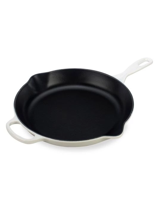 Le Creuset 11.75" Signature Iron Handle Skillet Cerise 6 Le Creuset 11.75" Signature Iron Handle Skillet Cerise - Image 6