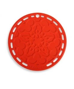 Le Creuset Silicone French Trivet White -Le Creuset And Meira T Sales unnamed file 477