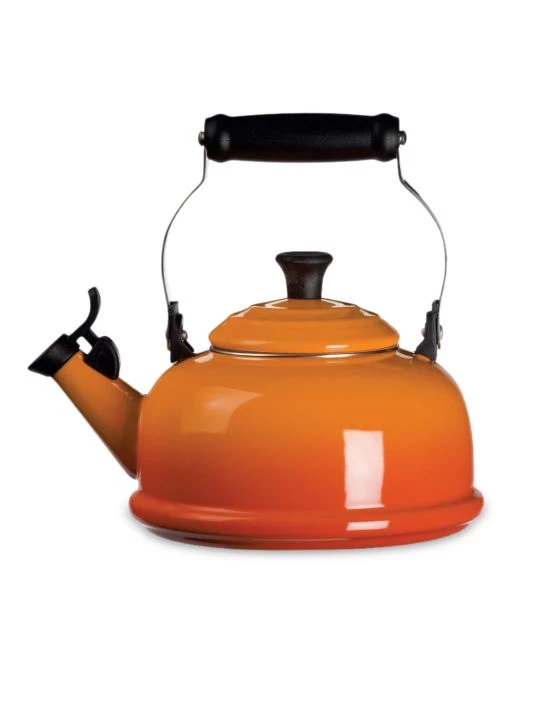 Le Creuset Classic Whistling Kettle Marseille 4 Le Creuset Classic Whistling Kettle Marseille - Image 4