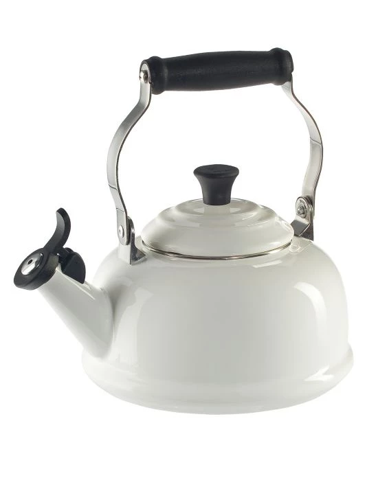 Le Creuset Classic Whistling Kettle Marseille 5 Le Creuset Classic Whistling Kettle Marseille - Image 5