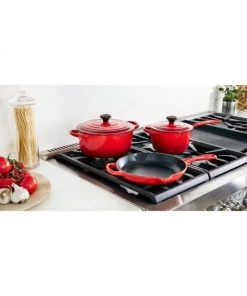 Le Creuset 5-Piece Signature Cast Iron Cookware Set 5 Le Creuset 5-Piece Signature Cast Iron Cookware Set -Le Creuset And Meira T Sales unnamed file 561