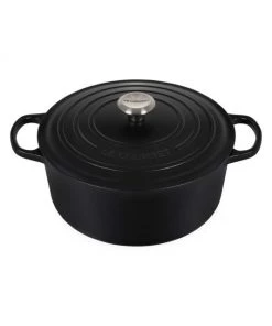 Le Creuset Signature Round Dutch Oven