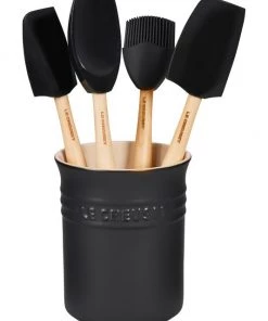 Le Creuset 5-Piece Utensil & Stoneware Crock Set Oyster 15 Le Creuset 5-Piece Utensil & Stoneware Crock Set Oyster -Le Creuset And Meira T Sales unnamed file 616