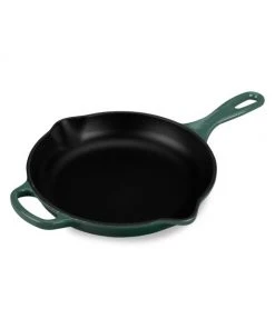 Le Creuset Artichaut 9" Signature Iron Handle Skillet