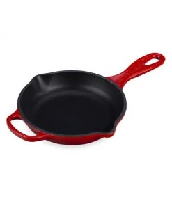 Le Creuset 6.33" Signature Cast Iron Handle Skillet