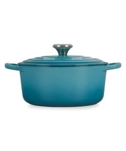 Le Creuset 4.5 Signature Round Dutch Oven 6 Le Creuset 4.5 Signature Round Dutch Oven -Le Creuset And Meira T Sales unnamed file 675