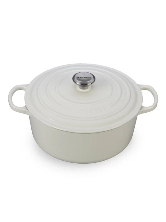 Le Creuset 7.25-Quart Signature Cast Iron Round Dutch Oven Meringue 3 Le Creuset 7.25-Quart Signature Cast Iron Round Dutch Oven Meringue - Image 3