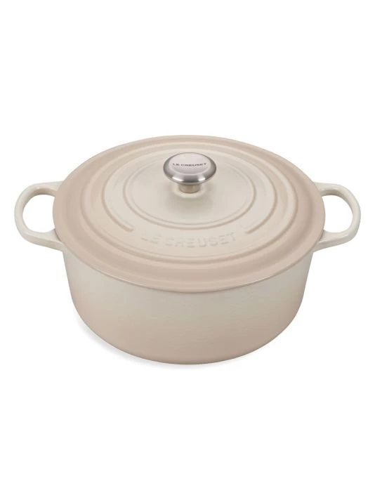 Le Creuset 7.25-Quart Signature Cast Iron Round Dutch Oven Meringue 4 Le Creuset 7.25-Quart Signature Cast Iron Round Dutch Oven Meringue - Image 4